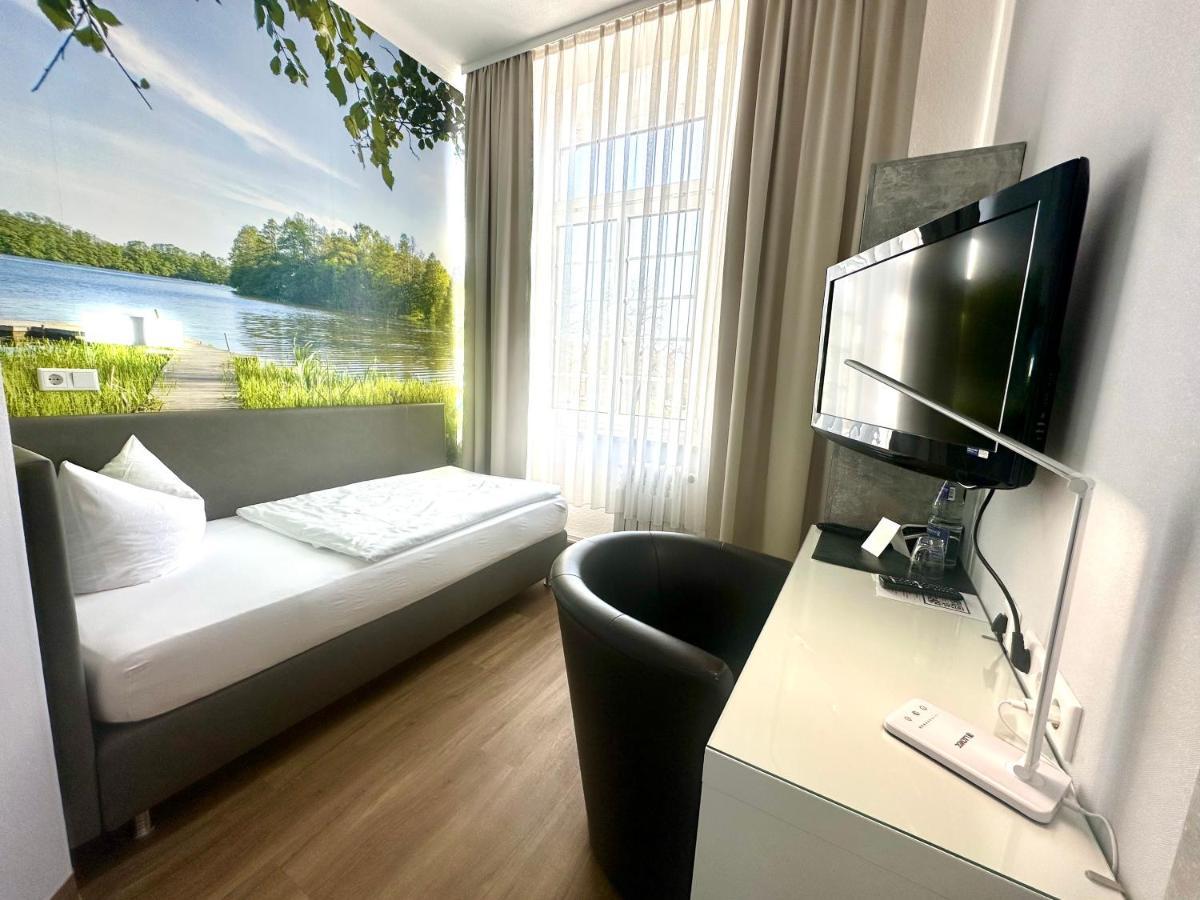 Hotel "Central" Inh Carolin Krause Bitterfeld-Wolfen Ngoại thất bức ảnh